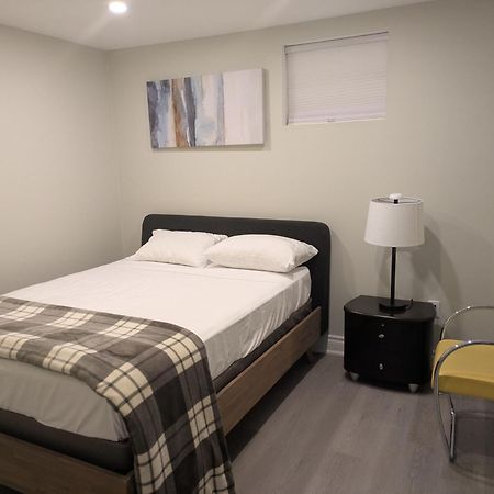 Stunning Furnished 2Bedroom/2Washroom Apartment Brampton Eksteriør bilde